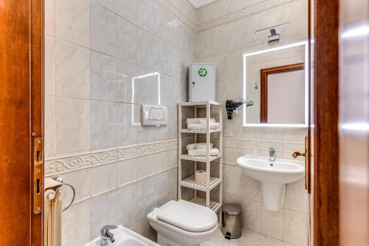 Rhome Colosseum Roma Ngoại thất bức ảnh